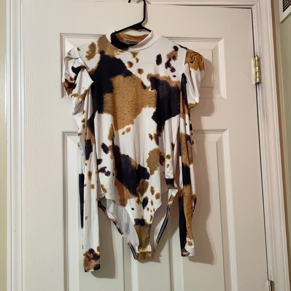 Cow print longsleeve bodysuit